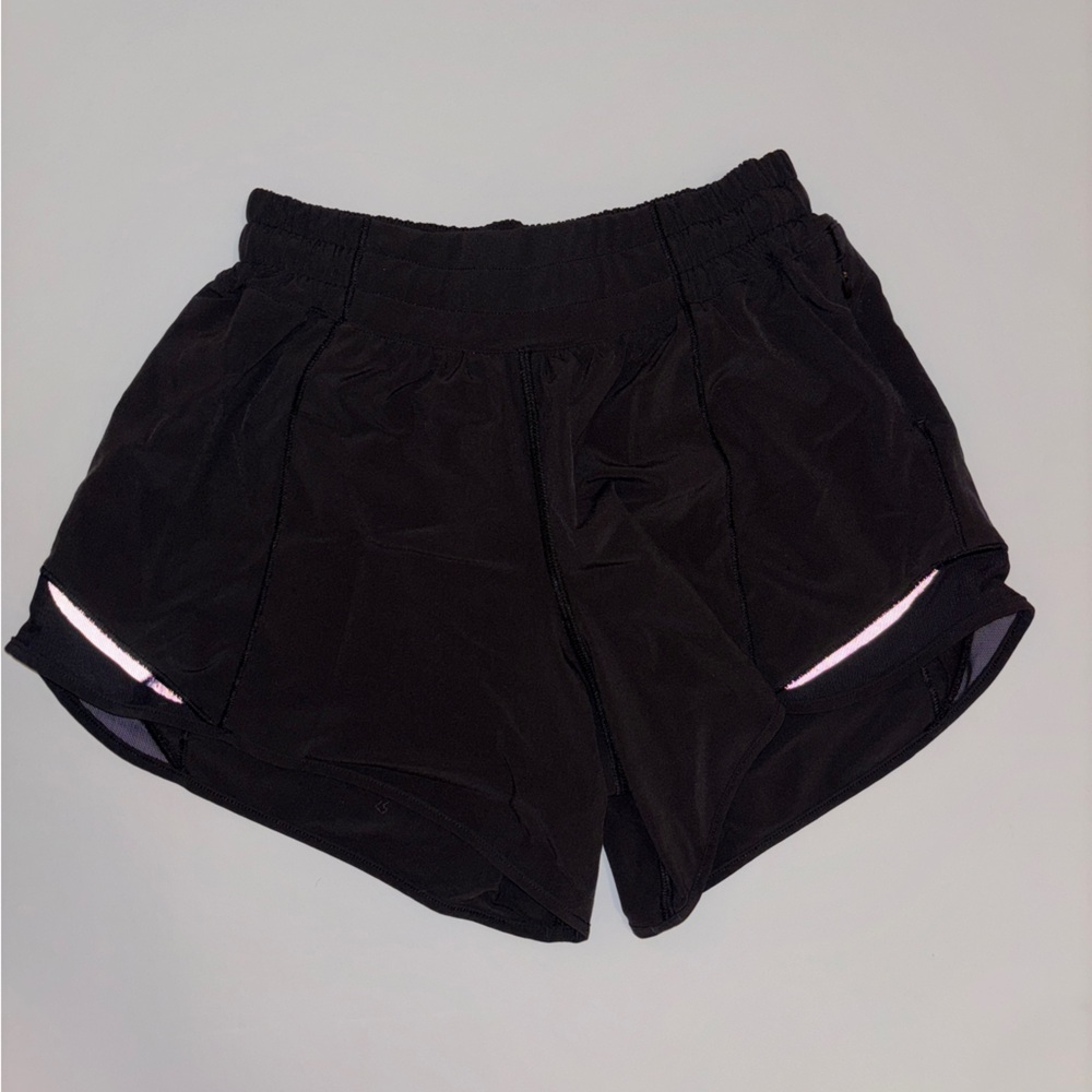 Lululemon hotty hot shorts unlined